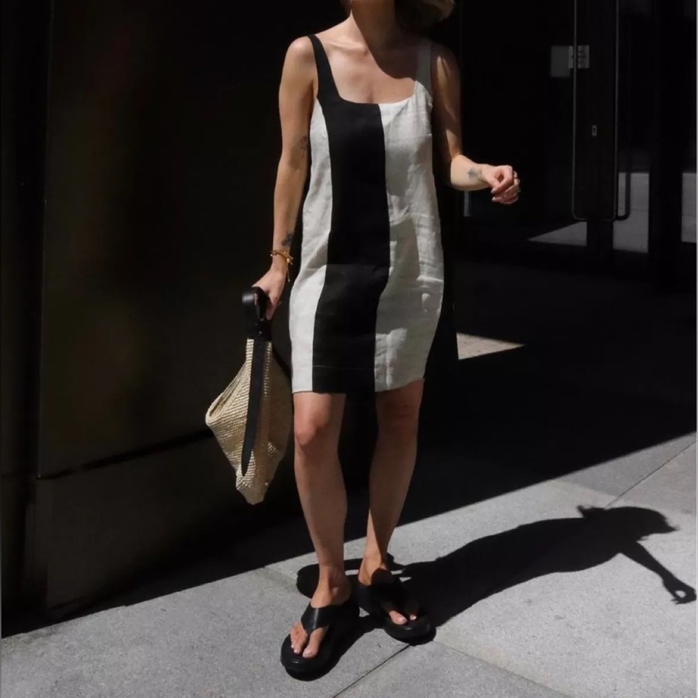 DISSH | AGI NATURAL COLOR BLOCK LINEN MINI DRESS - Picture 2 of 12
